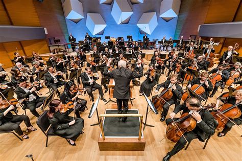 Mn orchestra - Apr 18, 2023 · The Minnesota Orchestra announced its 2023-24 season, with new concerts, guest artists and repertoire from its Classical Concerts, Live at Orchestra Hall, Holiday, U.S. Bank Movies & Music Series and more. 